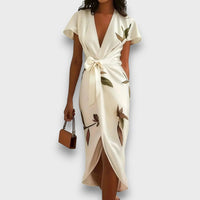 Amira – Elegantes Wickelkleid – Weiß