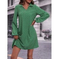 Hazel | Langärmeliges bedrucktes Kleid – Grün