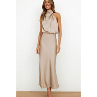 Damen-Abendkleid mit Neckholder-Ausschnitt | Midi-Länge – Khaki
