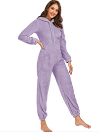 Leyetta | Reißverschluss Teddy-Jumpsuit mit Kapuze – Lavendel