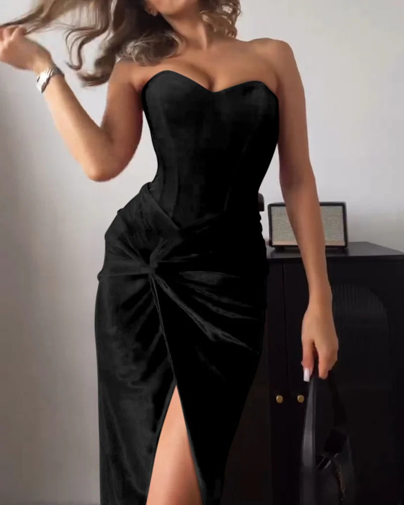Trixi - Sexy Trägerloses Schlitzkleid