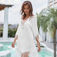 Patricia – Einfarbige Gewebte Hohl-Sonnenschutz-Bikini V-Ausschnitt Bluse – Weiß