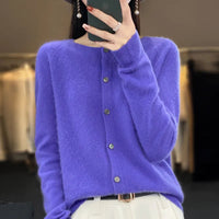 ELLA - KUSCHELIGE STRICKJACKE AUS WOLLE – Lila