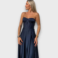 Victoria – Schulterfreies Abendkleid mit Rückenschnürung – Dunkelblau