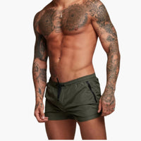 Herren Badeshorts mit Kordelzug und Seitentaschen mit Reißverschluss – Oliv