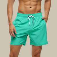 Badehose für Herren - Leichte, schnelltrocknende Badeshorts mit Stretch für den Sommer – Hellgrün