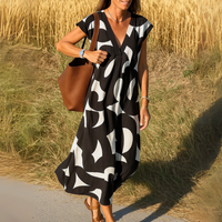 Valerie™| Luftiges Kleid mit V-Ausschnitt – Schwarz