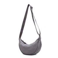 Yola | Halbmondförmige Tasche – Grau