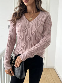 SCHLICHTER V-AUSSCHNITT KABELSTRICKPULLOVER FÜR DAMEN | ELEGANTER, BEQUEMER STIL – Blass Rosa-Grau