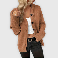 Susy | Eleganter Langarm-Hoodie mit Knopfdetails – Braun