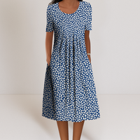 Annette™ | Elegantes bauchbedeckendes Kleid – Blaue Blumen