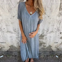 Leni | Kleid mit V-Ausschnitt und Seitentaschen – Grau