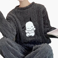 Lea | Die Kuschelige Fleece-Pyjama – Dunkel Grau (Happy Dog)