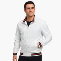 Herren Bomberjacke mit Reißverschluss und gestreiftem Saum – Weiß