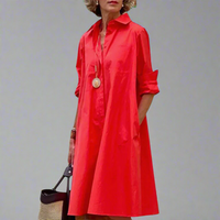 Christiana | Elegantes Langarmkleid mit Tasche – Weinrot