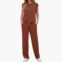 Zweiteiliges Sommer Set für Damen mit Kappärmeln und Taschen – Rostrot