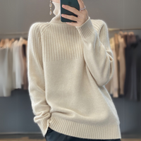 ADELINE - STRICKPULLOVER MIT HOHEM KRAGEN – Beige