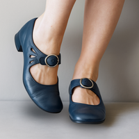Els™ | Orthopädische Ledersandalen mit bequemer Keilsohle – Blau