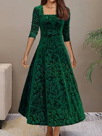 Clara | Stylisches Samtkleid für den Urlaub – Grün