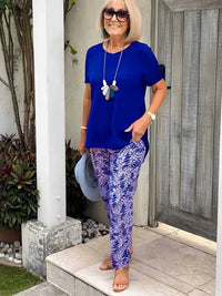 RENA - SET AUS BLUSE UND GEMUSTERTEN HOSE – Blau