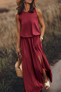 Layla Sommer-Kleid | Modernes ärmelloses Kleid mit Ausschnitt – Burgunderrot