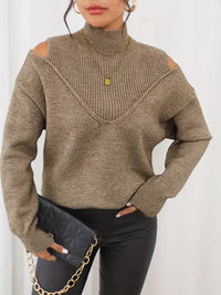 Dreimara | Schicker, kuscheliger Rollkragenpullover mit kalten Schultern – Braun