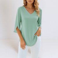 Alexia™ | Elegante Bluse mit V-Ausschnitt und geschlitzten Ärmeln – Grün