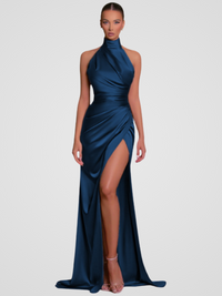 SATIN ROYALTY KLEID – Marine
