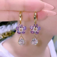 Elara™ Elegante Blumen Glanz – Lila