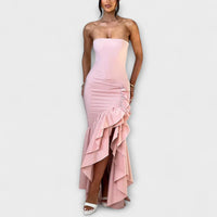 Zuri - Asymmetrisches Off-Shoulder Maxi-Kleid in Slim Fit – Rosa