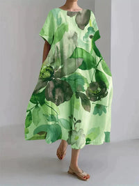Sommerliches Damenkleid mit Blumenmuster - Locker geschnitten - Botanisches Design – Grün