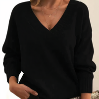 Leocadia - Eleganter Pullover mit V-Ausschnitt – Schwarz