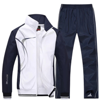 Finn - Bequemes Outfit mit Jacke und Hose – Weiß