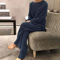 Samantha - Stilvolles Set aus Oberteil und Hose – Blau