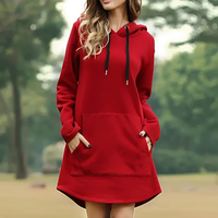 Juris - Modisches Kurzes Kleid mit Kapuze – Rot