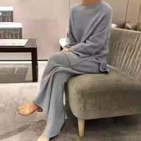Samantha - Stilvolles Set aus Oberteil und Hose – Grau