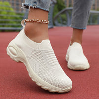 AeroSlip™ – Leichte Orthopädische Slip-On Schuhe für Damen – Aprikose