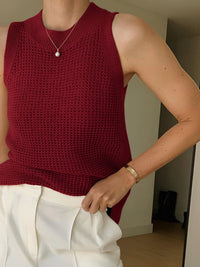 Mia | Strick Tank Top Damen Elegant Lochmuster – Bordeaux
