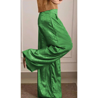 Elegantes Damen-Set: Zweiteiliges Outfit mit Oberteil und Hose – Grün