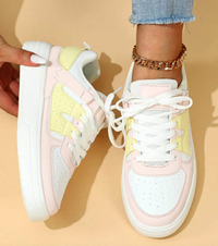 Stilvolle und bequeme Sneaker in einem einzigartigen Design – Regenbogen2