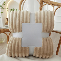 Breit gestreifte Flanell-Fleecedecke – warm für Herbst und Winter, ideal als Bettdecke oder Kuscheldecke – Khaki
