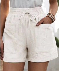 Lotta | Luftige Paperbag-Shorts – Weiß