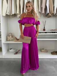 Araceli | Zweiteiliges Set mit Plisseehose und schulterfreiem Oberteil – Violett