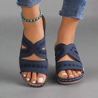 Grethilda | Elegante Sandalen mit Kristallschnalle – Blau