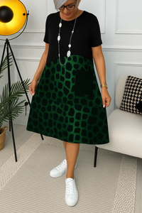 Tineke™ | Elegantes Kleid mit kurzen Ärmeln – Grün