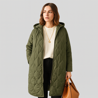 Lorelei | Damen Stepp-Winterjacke Plus Size mit Kapuze und Praktischem Reißverschluss – Dunkelgrün