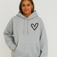 Hoodie mit Herz-Print – Weiche Baumwollmischung – Stylisch & Bequem – Grau