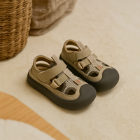 BareFlex Kinder-Sommersandalen – Atmungsaktive, minimalistische Schuhe für aktives Spielen – Grau