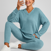 Damen Zweiteiler aus Rippstrick – Kapuzenpullover mit langen Ärmeln & Skinny Hose – Lässiges Freizeit-Outfit – Blau