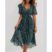 Chiffonkleid - V-Ausschnitt - Schmetterlingsärmel - Midikleid - Sommerkleid – Grün